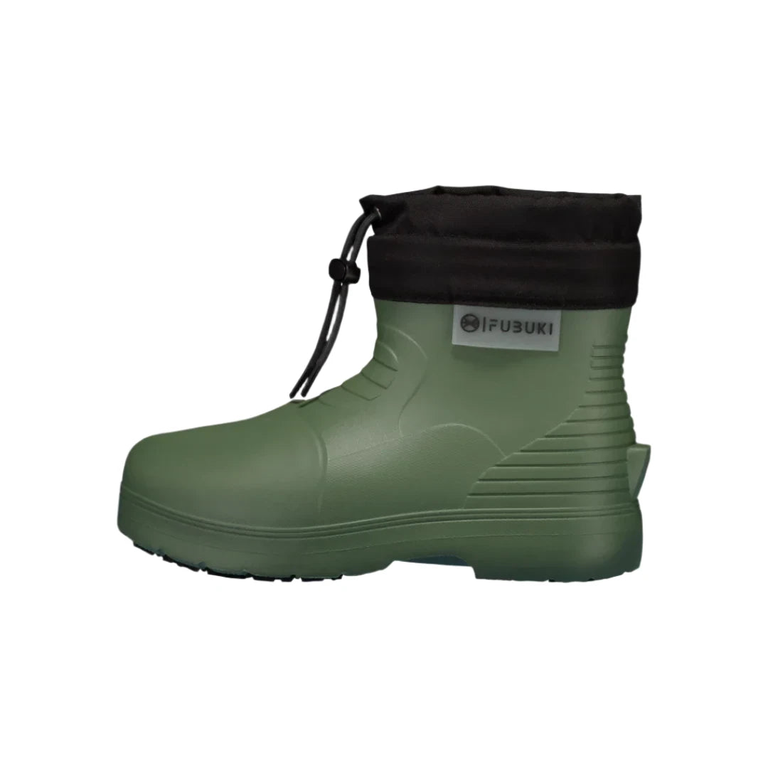 The olive colorway matches the charater of this boot very well